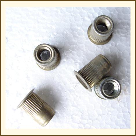 10-32 Expendable placing tool