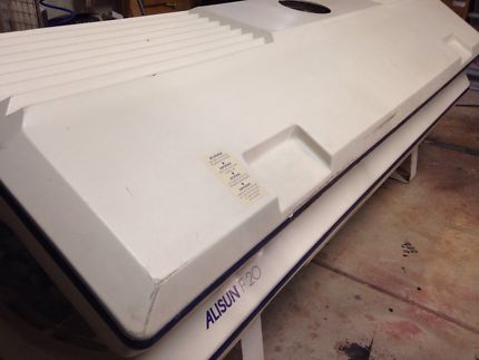 Alisun F20 Tanning Bed